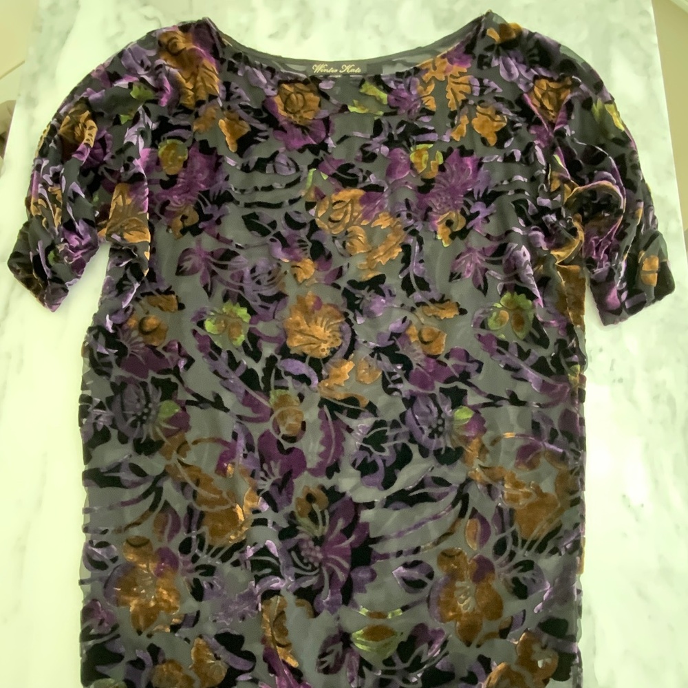 Winter Kate Size Small beautiful dress like new condition